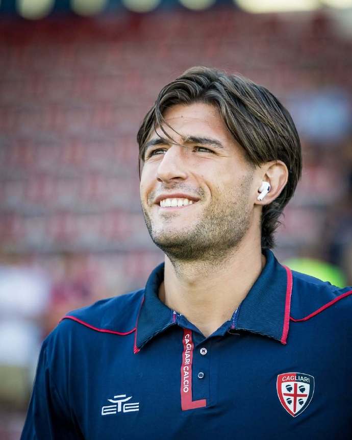 官网登录入口-卡利亚里球队欲租借新援,引进实力派球员了吗